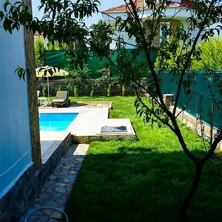 Huzur Дом отдыха Мугла